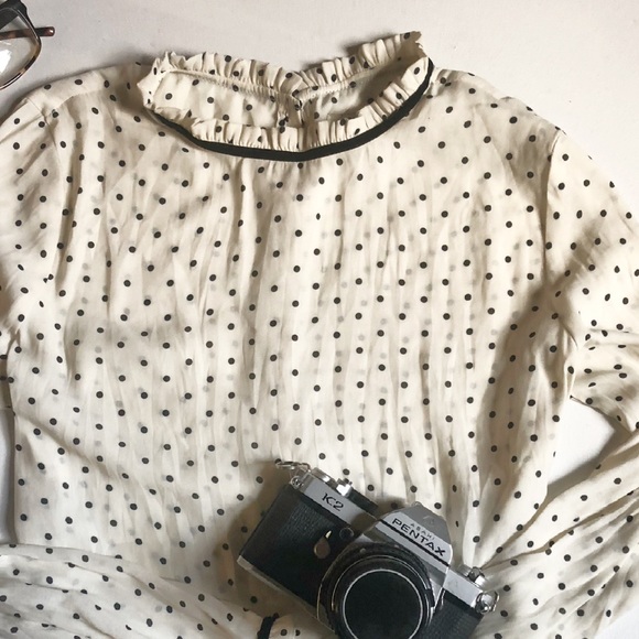 Forever 21 Retro polka dot blouse - Picture 2 of 4